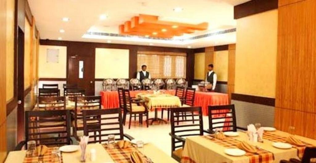 Hotel Hill View Kochi Exterior photo